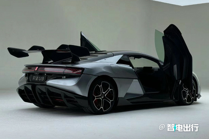 仰望U9售XXX.XX万起搭4电机驱动 极速300km/h-图3