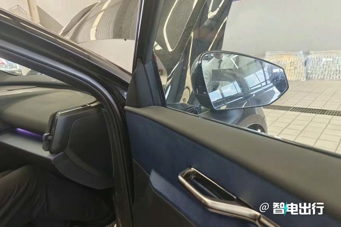 沃爾沃國產(chǎn)EX30配置曝光續(xù)航410km 預(yù)計(jì)17萬起售-圖13