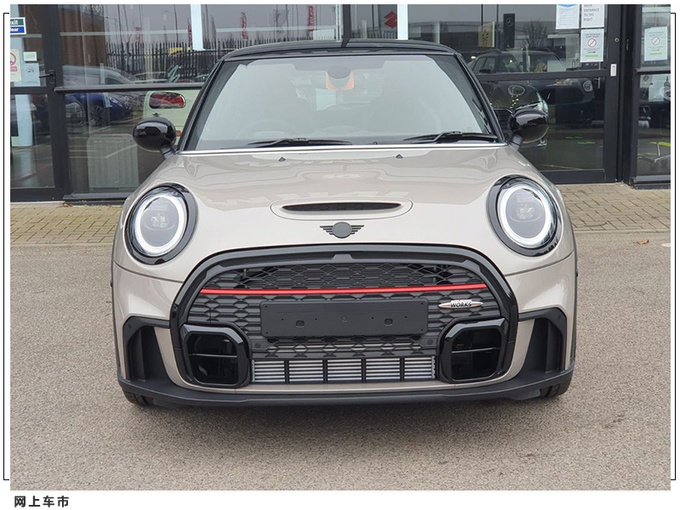 MINI全新高性能版实拍搭2.0T/性能超高尔夫GTI-图4