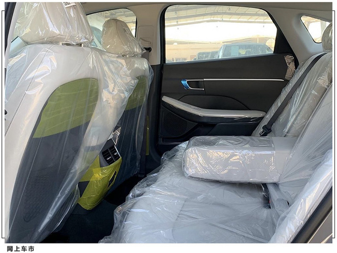 现代全新索纳塔实拍轿跑造型/还配按键式换挡-图5