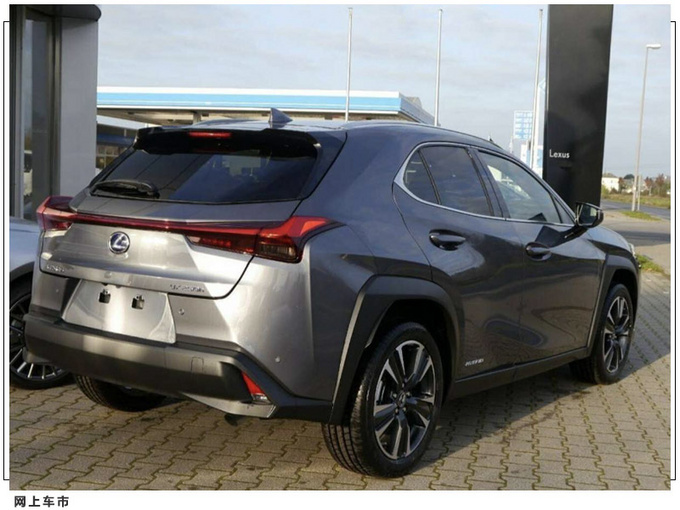 雷克萨斯小号NX实拍 搭2.0L混动/熏黑中网-图3