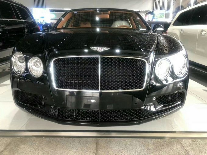 17款宾利飞驰4.0T V8S声名显赫五座豪轿-图2