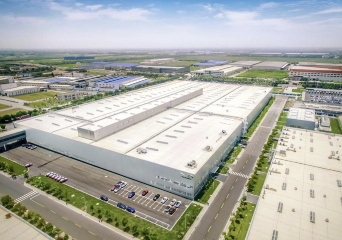 开了金手指的Freelander神行者是谁拿出的大杀器-图2