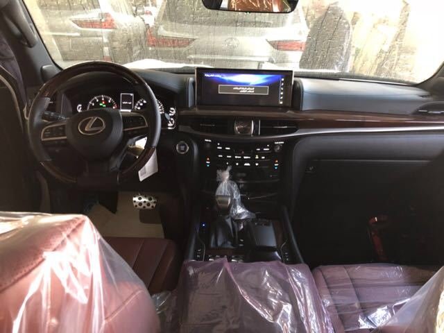 18款雷克萨斯LX570S运动版 名品荣誉全球-图6