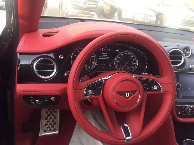 2018款宾利添越汽油版 超豪华SUV鼎力促-图7