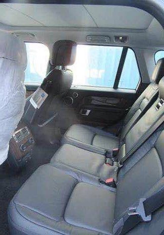 18款路虎揽胜行政精致内敛 解锁升级配置-图7