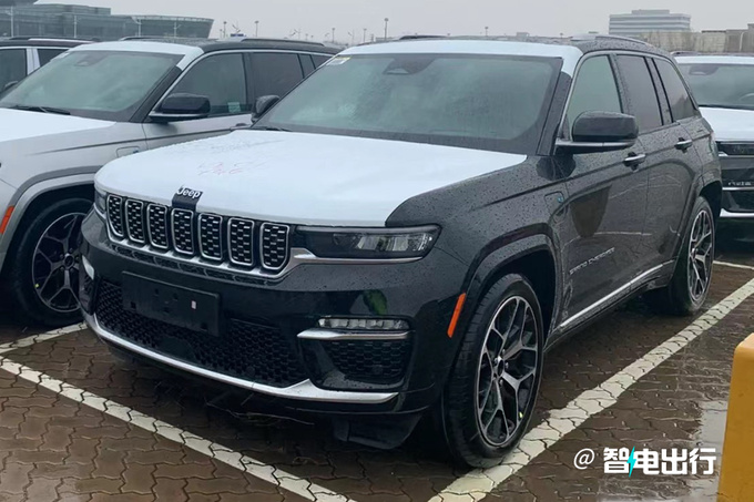 Jeep新大切诺基本月上市搭2.0T插混 预售65-75万元-图3