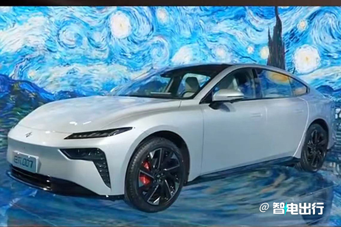 东风奕派007售15.96万起增程/纯电都有 PK比亚迪海豹-图1