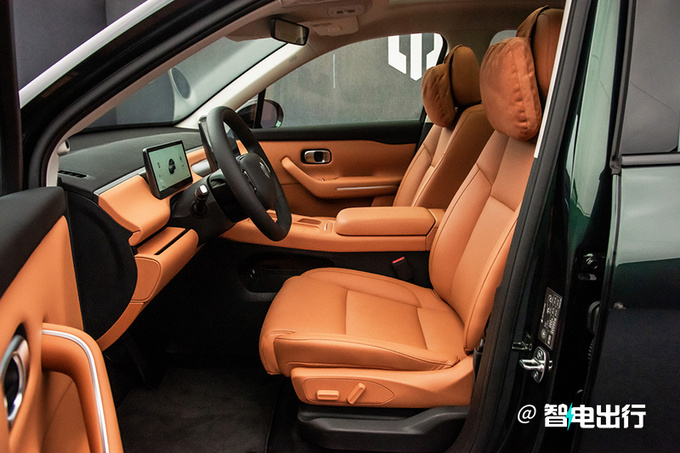 零跑C10配置曝光4款纯电 3款增程 10项同级领先-图11