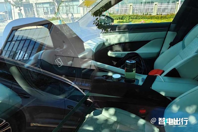 新款极氪001即将发布标配磷酸铁锂电池+800V电机-图19