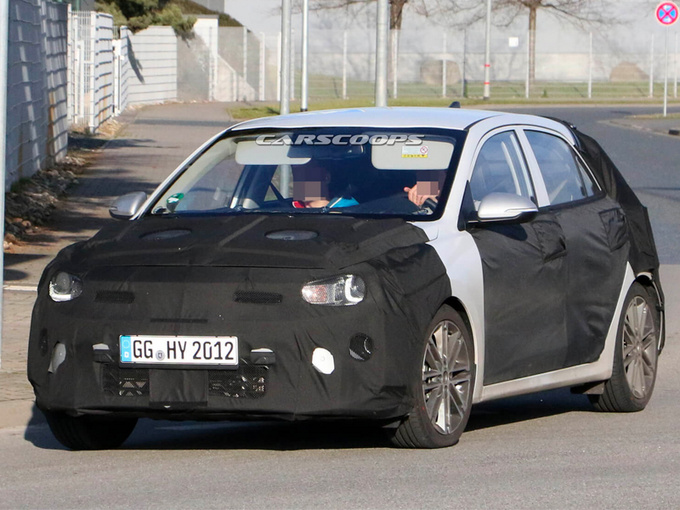 起亚全新Rio路试谍照曝光年底亮相/搭1.0T引擎-图1