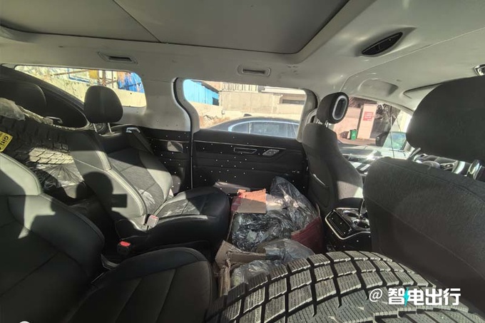 吉利全新MPV内饰曝光官方首款空间导向旗舰座驾-图6