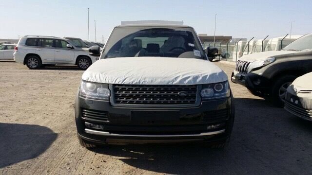 18款路虎揽胜行政 HSE汽油中东配置丰富-图2