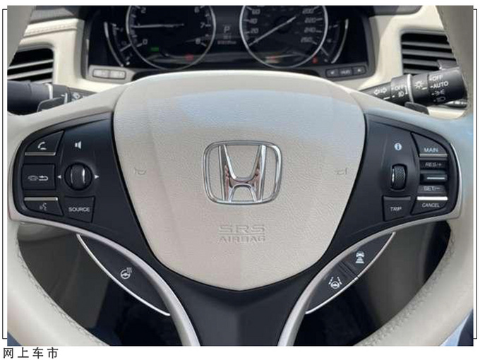 本田旗舰轿车实拍搭3.5L V6引擎/尺寸超宝马5系-图9