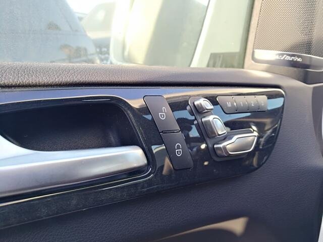 新款奔驰GLS450升级提高 操控安全稳定性-图7