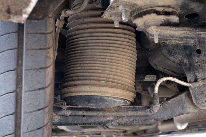 《豪华180》全新大切诺基4xe能否成为越野传奇的新篇章-图39