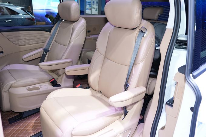 广州车展MPV篇想要电动化豪华顶级限量了解下这8款车-图22