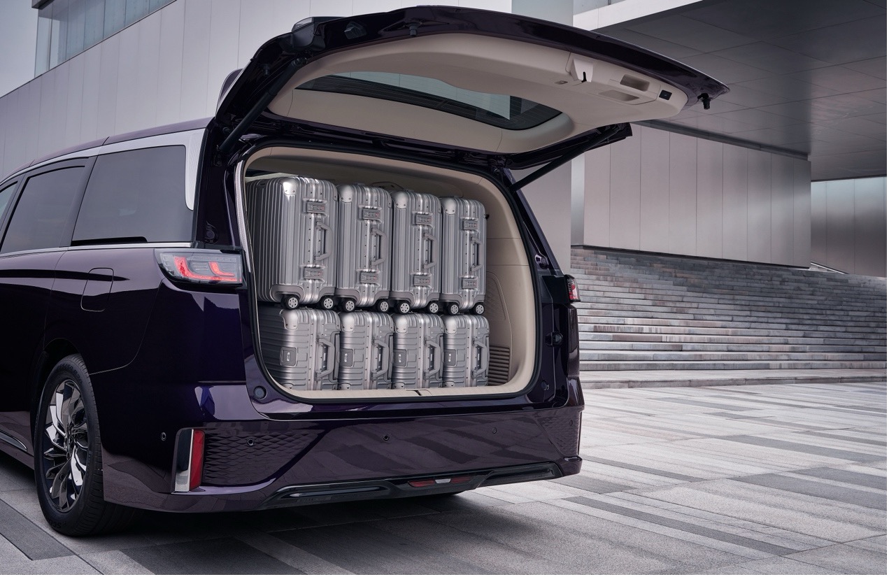 新岚图梦想家样样兼备 插混MPV才是出行首选-图6