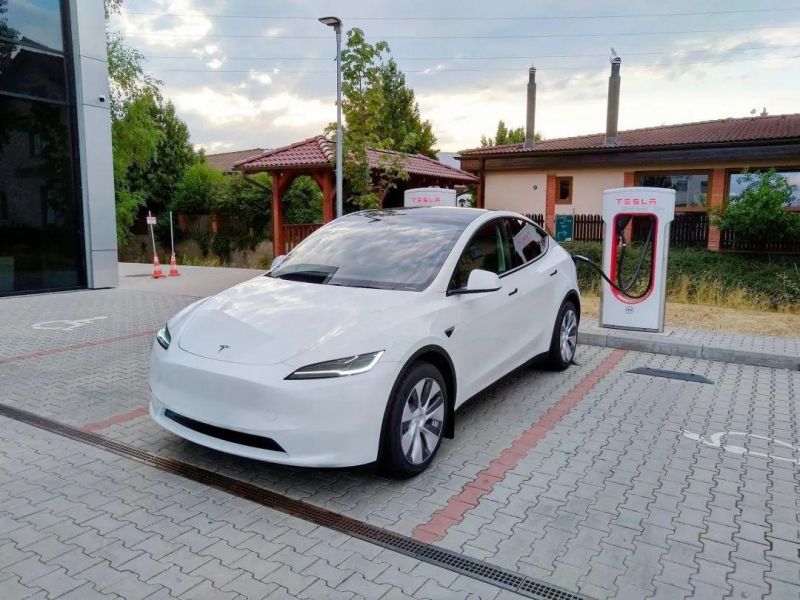 两周订单过万20万购车必看的中大型SUV新爆款-图3