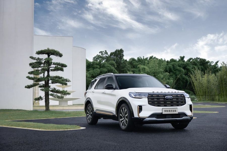 不到40万就能坐上百万级豪车这台车直接秒杀BBA-图1