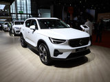 沃尔沃 XC40 白色