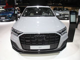 奥迪 Q7 灰色