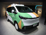 上汽大通 V70 黄色