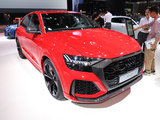 奥迪 RSQ8 红色
