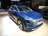 奥迪 Q5 e-tron 蓝色