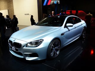 宝马M6