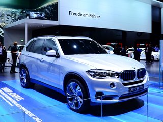 宝马新X5 edrive