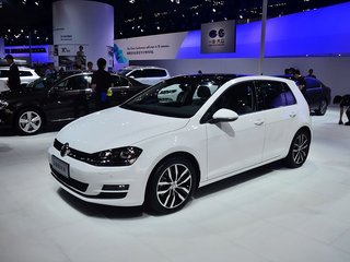 全新高尔夫