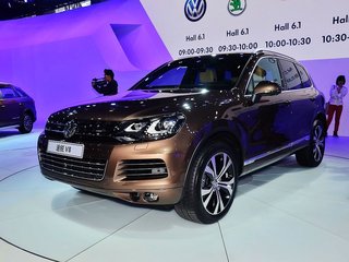 途锐V8