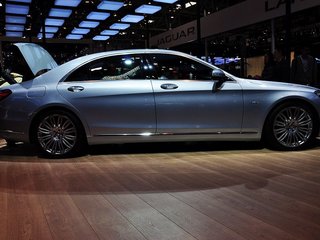 奔驰S600L