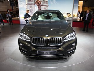宝马X6