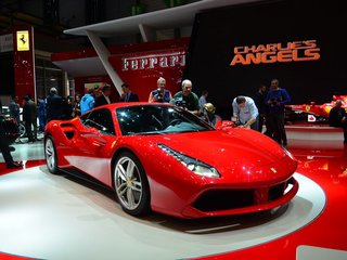 法拉利488 GTB