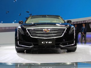 凯迪拉克CT6 2015