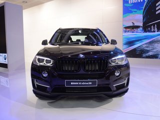 宝马X5 xDrive28i