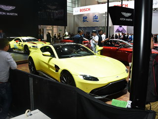 阿斯顿马丁VANTAGE