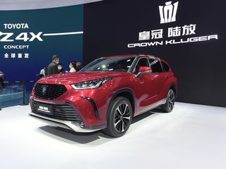 丰田皇冠陆放