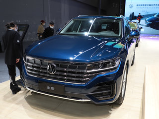 大众 途锐 2.0T 蓝色