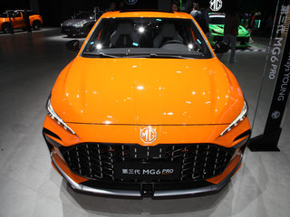 名爵 MG6  橙色
