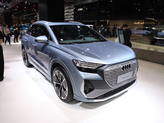 奥迪 Q4 ETRON 灰色