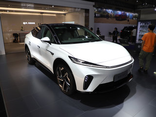 飛凡R7