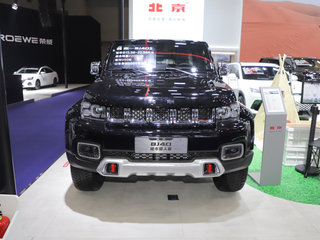 北汽 BJ40 黑色