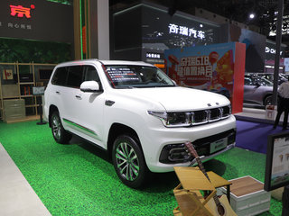 北汽 BJ90 白色