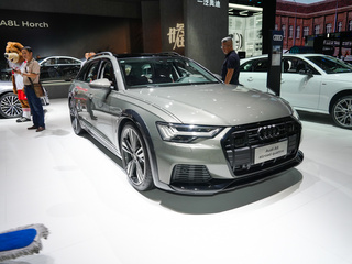 奥迪 A6 allroad quattro 灰色