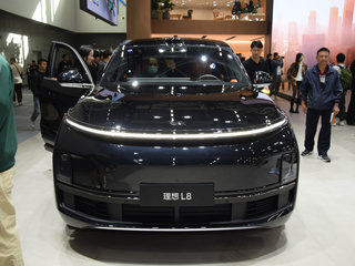 理想 L8 藏蓝