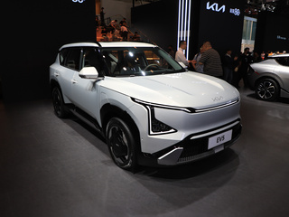 起亚 EV5 磨砂灰