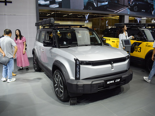 iCAR03 银色
